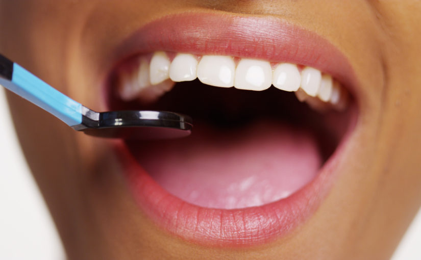 Kompleksowe leczenie dentystyczne – znajdź ścieżkę do zdrowych i pięknego uśmiechów.